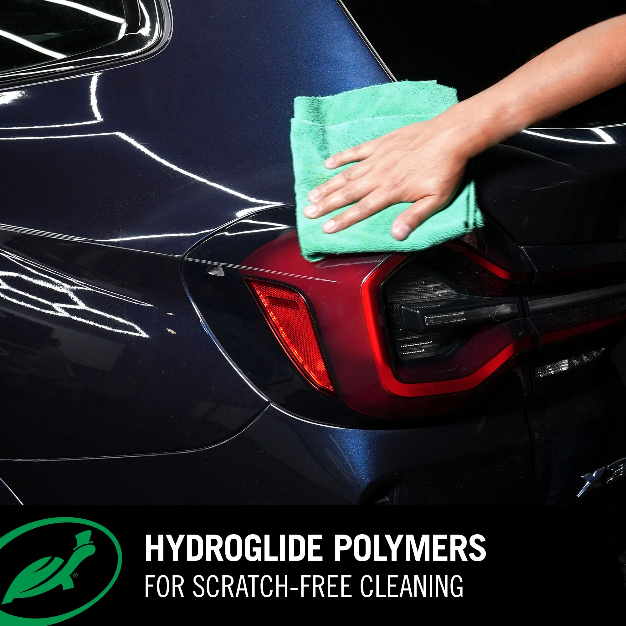 Hybrid Solutions® Ceramic Wax 3-in-1 Detailer, 32 fl oz - Image 4